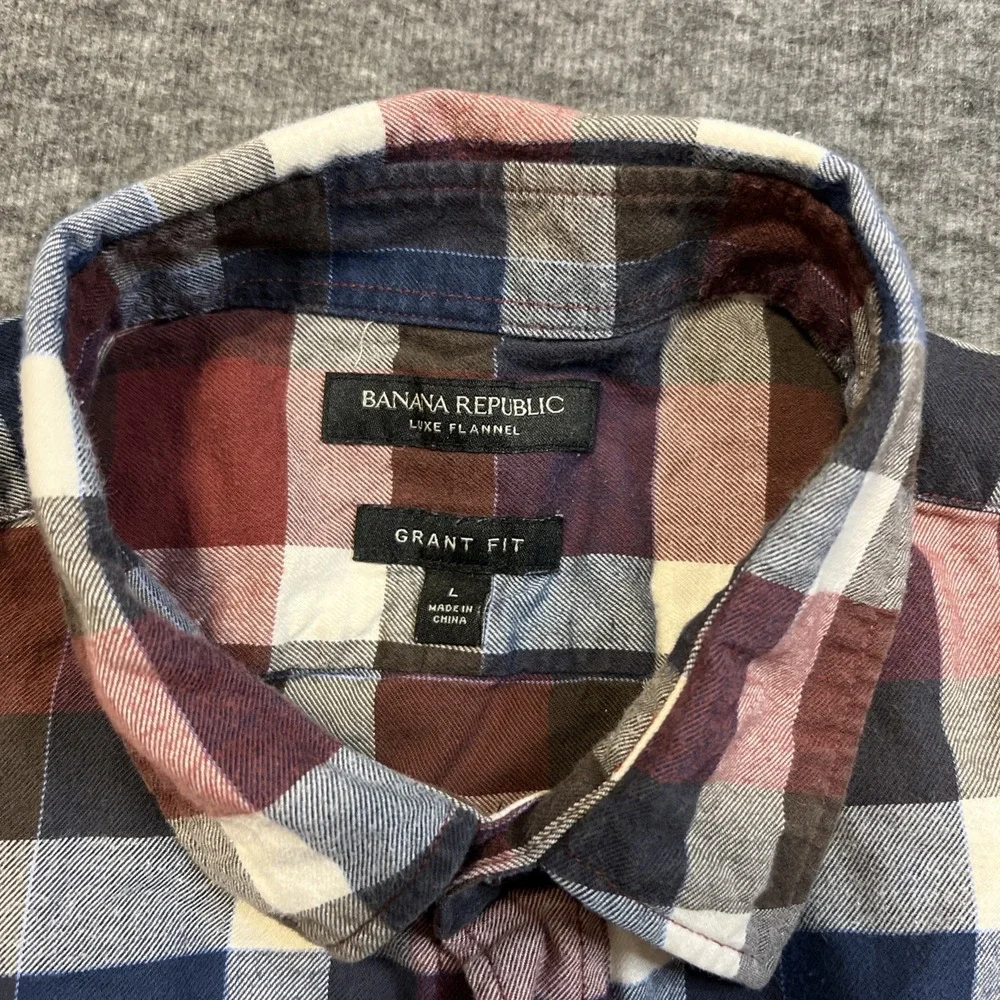 Banana Republic LUXE FLANNEL Shirt Men's Large Red Gray Blue Plaid Ready To Wear